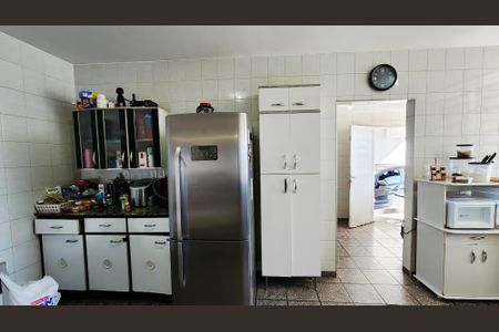 Casa à venda com 169m², 3 quartos e 3 vagasCozinha