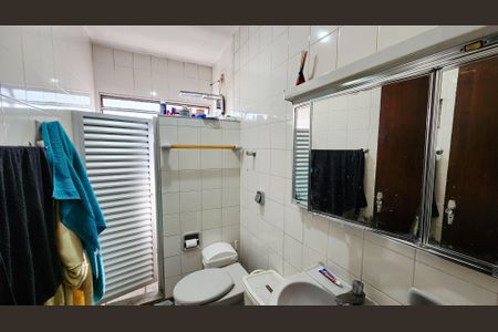 Casa à venda com 169m², 3 quartos e 3 vagasBanheiro