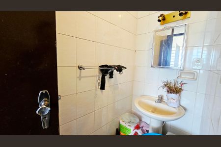 Casa à venda com 169m², 3 quartos e 3 vagasBanheiro de Serviço