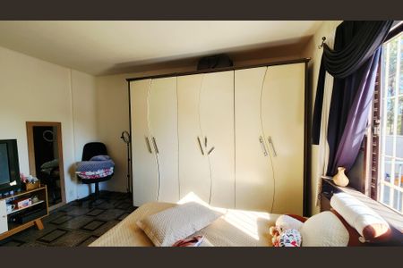 Casa à venda com 169m², 3 quartos e 3 vagasQuarto 2