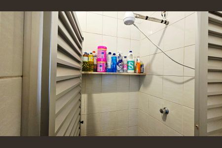 Casa à venda com 169m², 3 quartos e 3 vagasBanheiro de Serviço