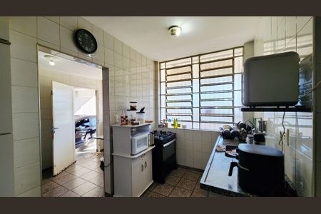 Casa à venda com 169m², 3 quartos e 3 vagasCozinha