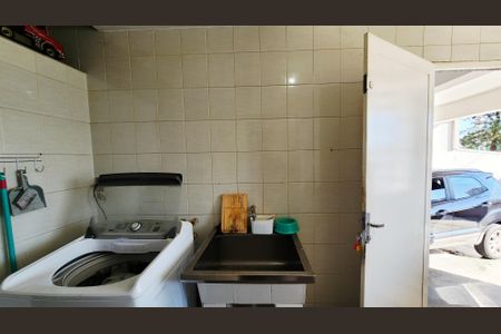 Casa à venda com 169m², 3 quartos e 3 vagasÁrea de Serviço