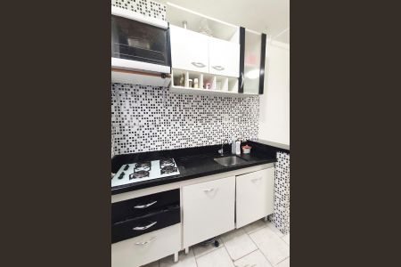 Apartamento para alugar com 60m², 2 quartos e sem vagaCozinha e Área de Serviço