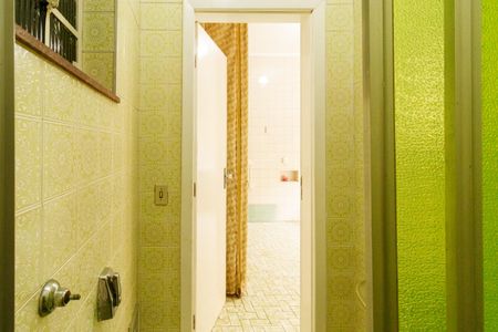 Casa à venda com 350m², 3 quartos e 6 vagasBanheiro 2