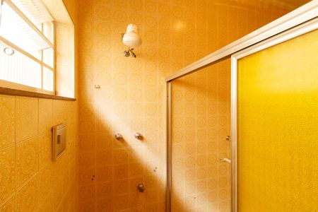 Casa à venda com 350m², 3 quartos e 6 vagasBanheiro da Suíte