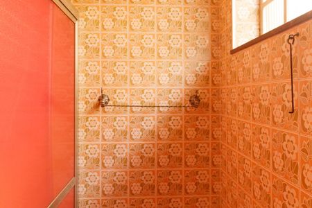 Casa à venda com 350m², 3 quartos e 6 vagasBanheiro