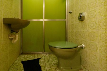 Casa à venda com 350m², 3 quartos e 6 vagasBanheiro 2