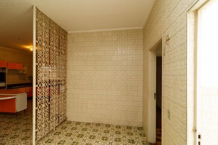 Casa à venda com 350m², 3 quartos e 6 vagasÁrea de Serviço