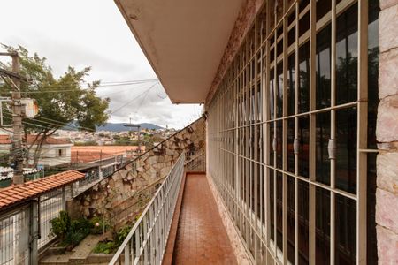 Casa à venda com 350m², 3 quartos e 6 vagasVaranda