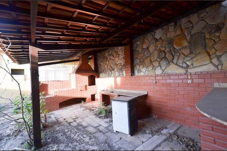 Casa para alugar com 290m², 3 quartos e 1 vagaArea externa