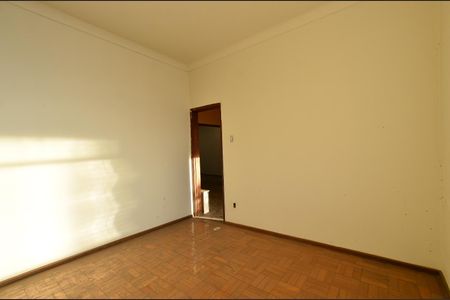 Casa para alugar com 290m², 3 quartos e 1 vagaQuarto