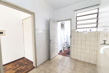 Apartamento para alugar com 60m², 2 quartos e sem vagaCozinha 