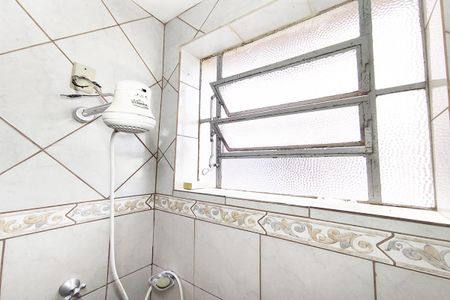 Apartamento para alugar com 60m², 2 quartos e sem vagaBanheiro