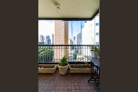 Apartamento à venda com 96m², 3 quartos e 2 vagasVaranda da Sala