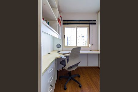 Apartamento à venda com 96m², 3 quartos e 2 vagasEscritório