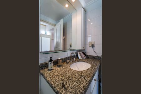 Apartamento à venda com 96m², 3 quartos e 2 vagasBanheiro da Suíte