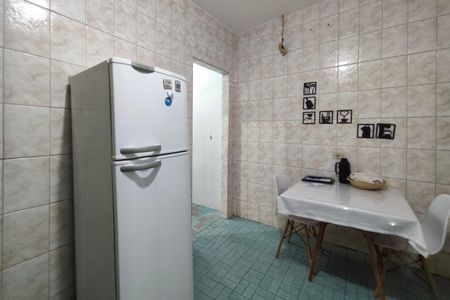 Casa à venda com 300m², 4 quartos e 3 vagasCasa 3 - Cozinha