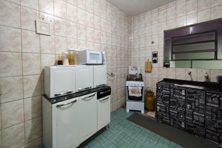 Casa à venda com 300m², 4 quartos e 3 vagasCasa 3 - Cozinha