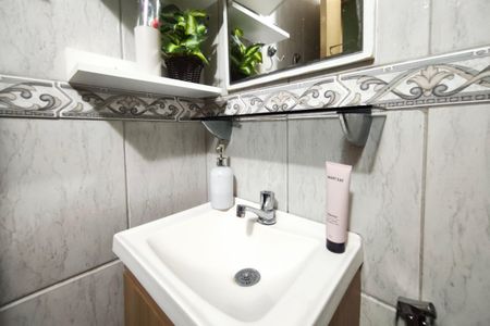 Casa à venda com 300m², 4 quartos e 3 vagasBanheiro