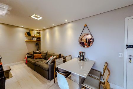 Apartamento à venda com 56m², 2 quartos e 1 vagaSala