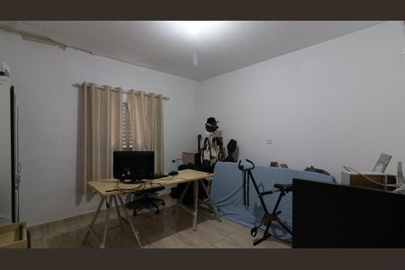 Casa à venda com 160m², 4 quartos e 5 vagas Casa à venda com 160m², 4 quartos e 5 vagasQuarto 1 - Casa 2