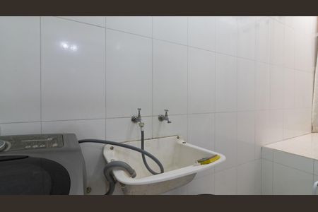 Casa à venda com 160m², 4 quartos e 5 vagas Casa à venda com 160m², 4 quartos e 5 vagasÁrea de Serviço - Casa 2