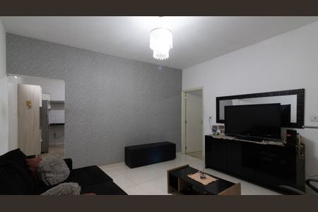 Casa à venda com 160m², 4 quartos e 5 vagas Casa à venda com 160m², 4 quartos e 5 vagasSala - Casa 2