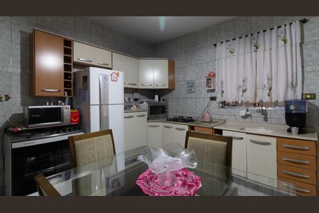 Casa à venda com 160m², 4 quartos e 5 vagas Casa à venda com 160m², 4 quartos e 5 vagasCozinha - Casa 1