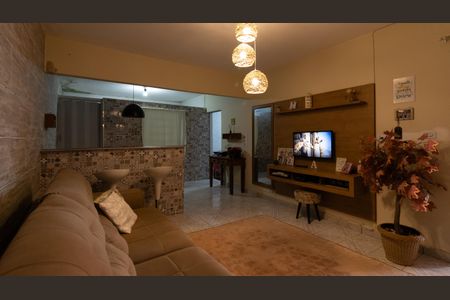 Casa à venda com 160m², 4 quartos e 5 vagas Casa à venda com 160m², 4 quartos e 5 vagasSala - Casa 1