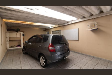 Casa à venda com 160m², 4 quartos e 5 vagas Casa à venda com 160m², 4 quartos e 5 vagasGaragem - Casa 2