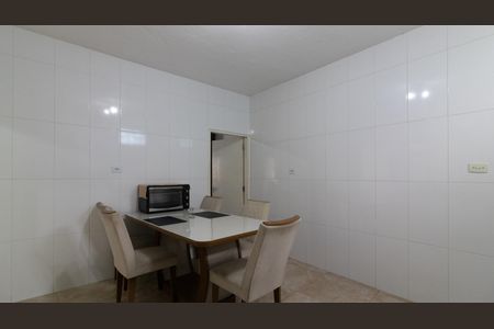 Casa à venda com 160m², 4 quartos e 5 vagas Casa à venda com 160m², 4 quartos e 5 vagasCozinha - Casa 2