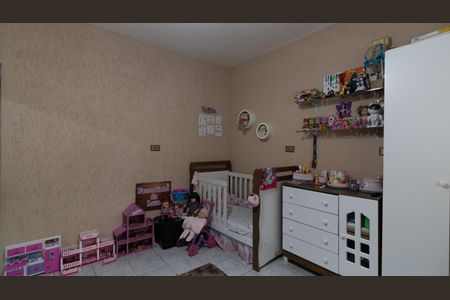 Casa à venda com 160m², 4 quartos e 5 vagas Casa à venda com 160m², 4 quartos e 5 vagasQuarto 2 - Casa 1