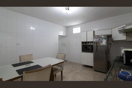 Casa à venda com 160m², 4 quartos e 5 vagas Casa à venda com 160m², 4 quartos e 5 vagasCozinha - Casa 2