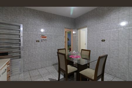 Casa à venda com 160m², 4 quartos e 5 vagas Casa à venda com 160m², 4 quartos e 5 vagasCozinha - Casa 1