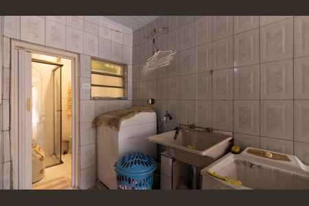 Casa à venda com 160m², 4 quartos e 5 vagas Casa à venda com 160m², 4 quartos e 5 vagasÁrea de Serviço - Casa 1