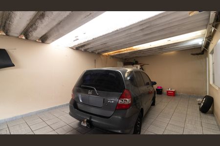 Casa à venda com 160m², 4 quartos e 5 vagas Casa à venda com 160m², 4 quartos e 5 vagasGaragem - Casa 2