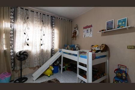 Casa à venda com 160m², 4 quartos e 5 vagas Casa à venda com 160m², 4 quartos e 5 vagasQuarto 2 - Casa 1