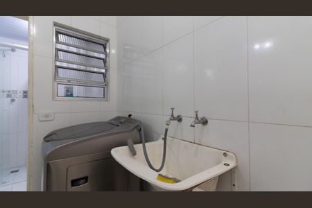 Casa à venda com 160m², 4 quartos e 5 vagas Casa à venda com 160m², 4 quartos e 5 vagasÁrea de Serviço - Casa 2