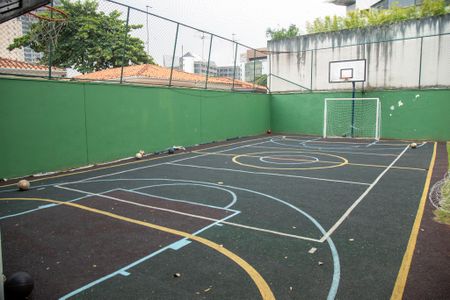 Apartamento para alugar com 214m², 4 quartos e 4 vagas Apartamento para alugar com 214m², 4 quartos e 4 vagasÁrea comum