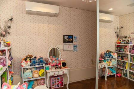 Apartamento para alugar com 214m², 4 quartos e 4 vagas Apartamento para alugar com 214m², 4 quartos e 4 vagasSuíte 3