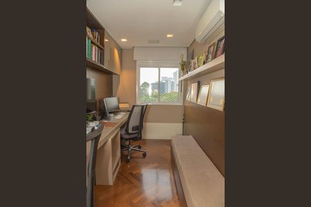 Apartamento para alugar com 214m², 4 quartos e 4 vagas Apartamento para alugar com 214m², 4 quartos e 4 vagasQuarto 1