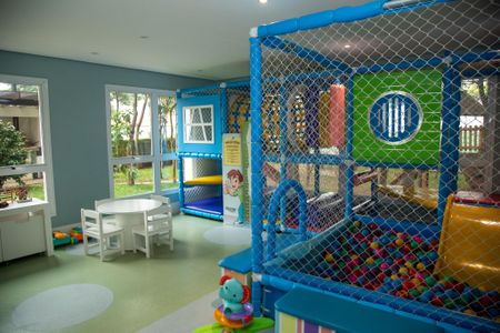 Apartamento para alugar com 214m², 4 quartos e 4 vagas Apartamento para alugar com 214m², 4 quartos e 4 vagasÁrea comum