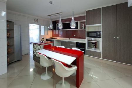 Apartamento para alugar com 195m², 4 quartos e 3 vagasCozinha