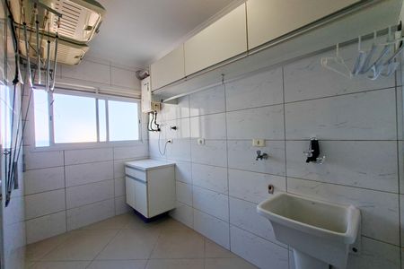 Apartamento para alugar com 195m², 4 quartos e 3 vagasÁrea de Serviço