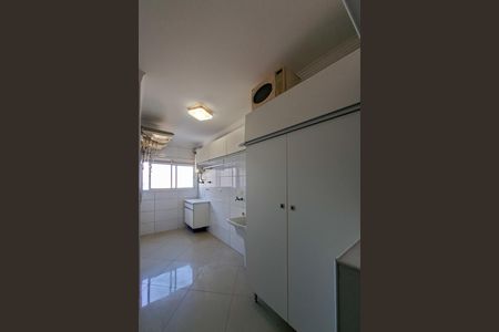 Apartamento para alugar com 195m², 4 quartos e 3 vagasÁrea de Serviço