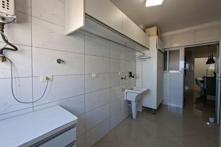 Apartamento para alugar com 195m², 4 quartos e 3 vagasÁrea de Serviço