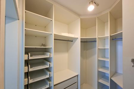 Apartamento para alugar com 195m², 4 quartos e 3 vagasCloset da suíte 1