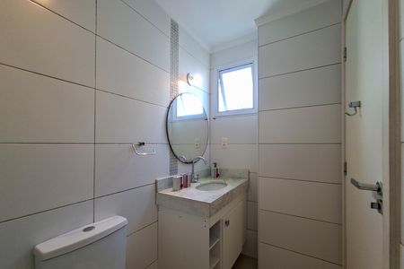 Apartamento para alugar com 195m², 4 quartos e 3 vagasBanheiro da Suíte 2