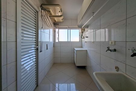Apartamento para alugar com 195m², 4 quartos e 3 vagasÁrea de Serviço